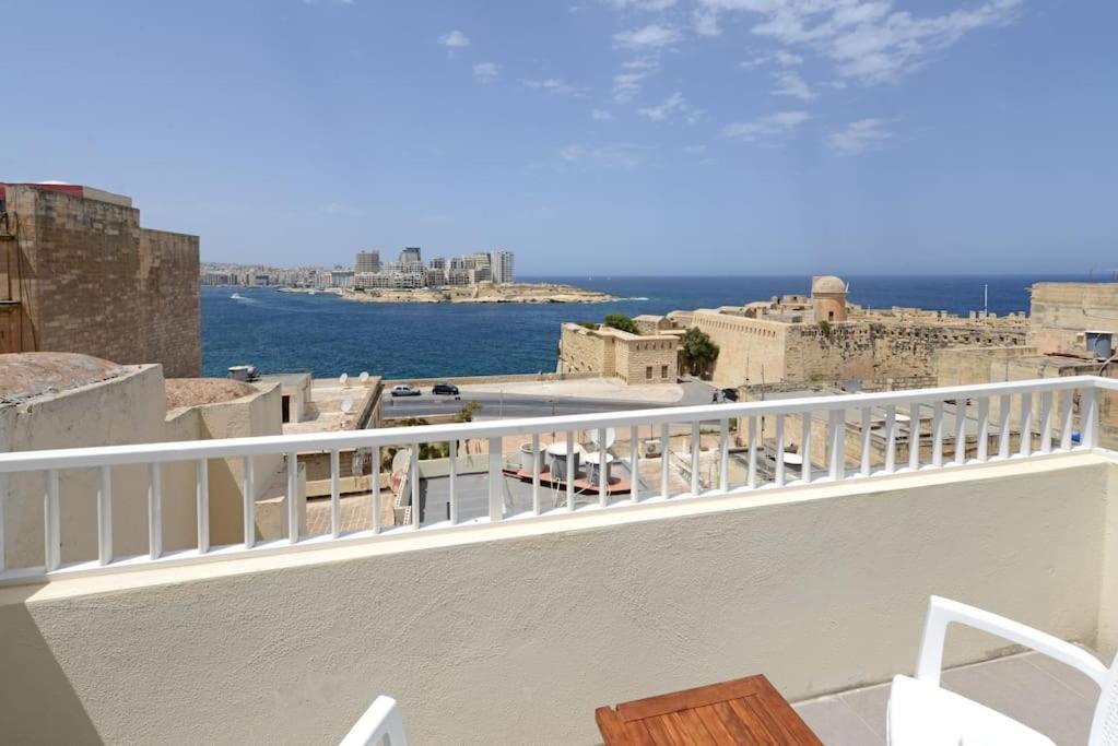 Vallettastay - Harbor View Gem- Sea View 1 Bed Apt Exterior foto